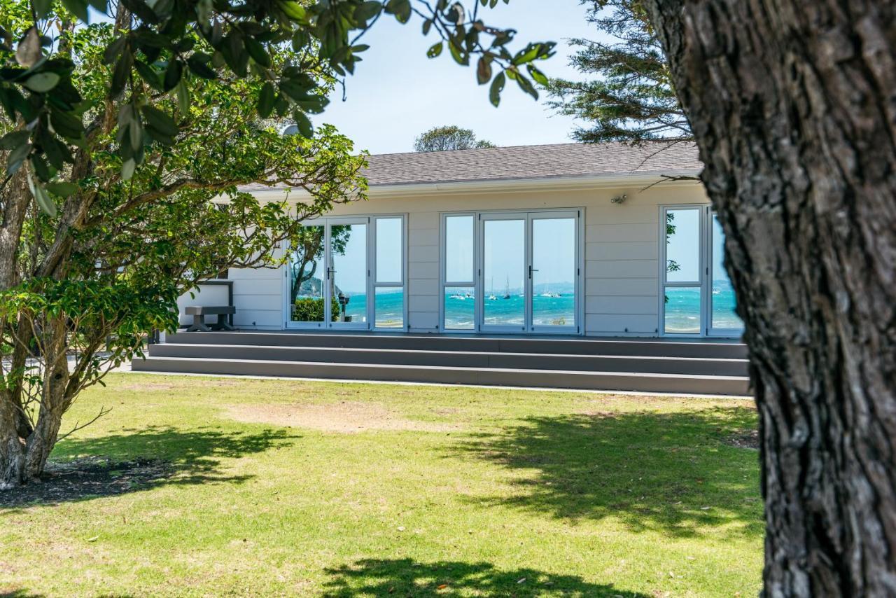 Number Six - Oneroa Holiday Home Екстериор снимка